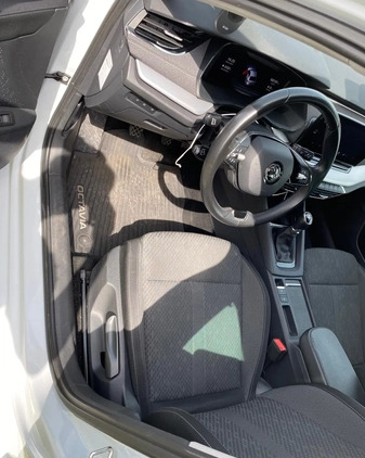 Skoda Octavia cena 79999 przebieg: 108000, rok produkcji 2020 z Jaworzyna Śląska małe 121